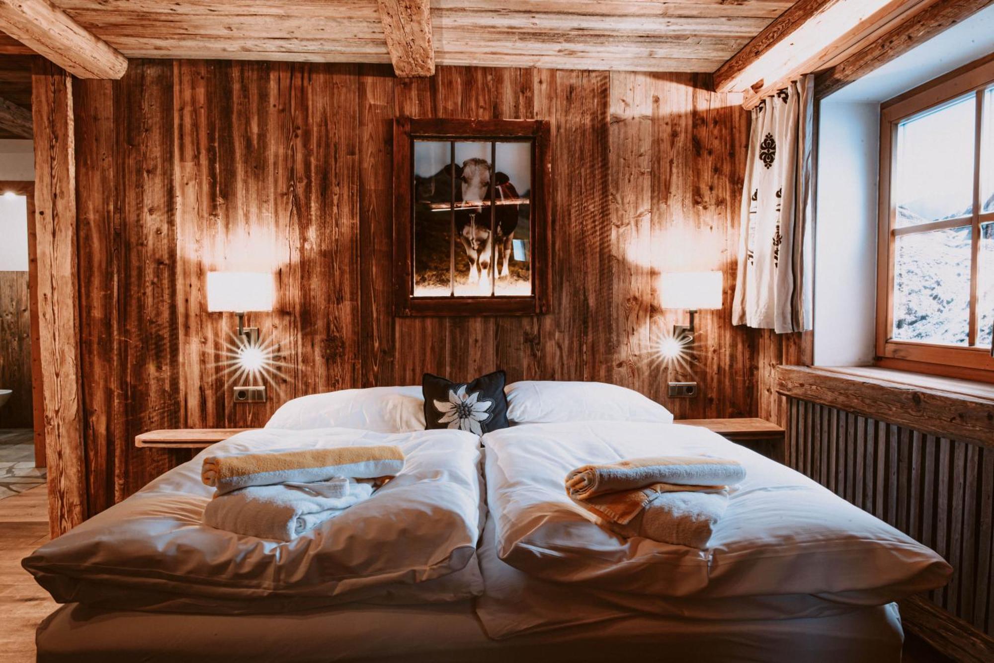 Hotel Bergschloessl ลูซอน ภายนอก รูปภาพ